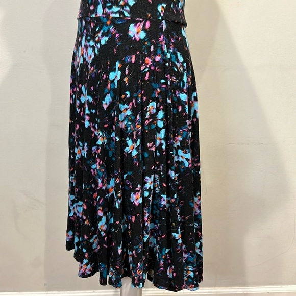 Cynthia Rowley Fit and Flare dark floral dress Size Small - Picture 4 of 5